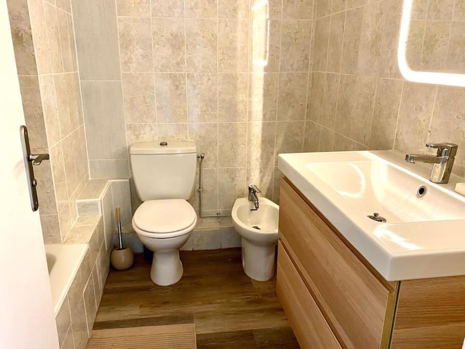 شقة Le Corton - 45M2 - Parking - Jardin - Wifi كاسيس المظهر الخارجي الصورة